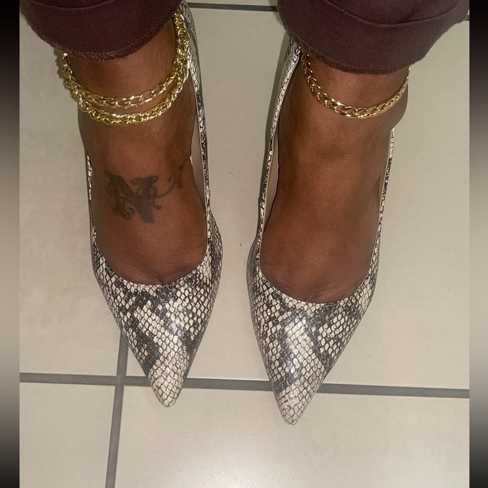 Ralph Lauren snake print pumps-sz 8.5-3in heel